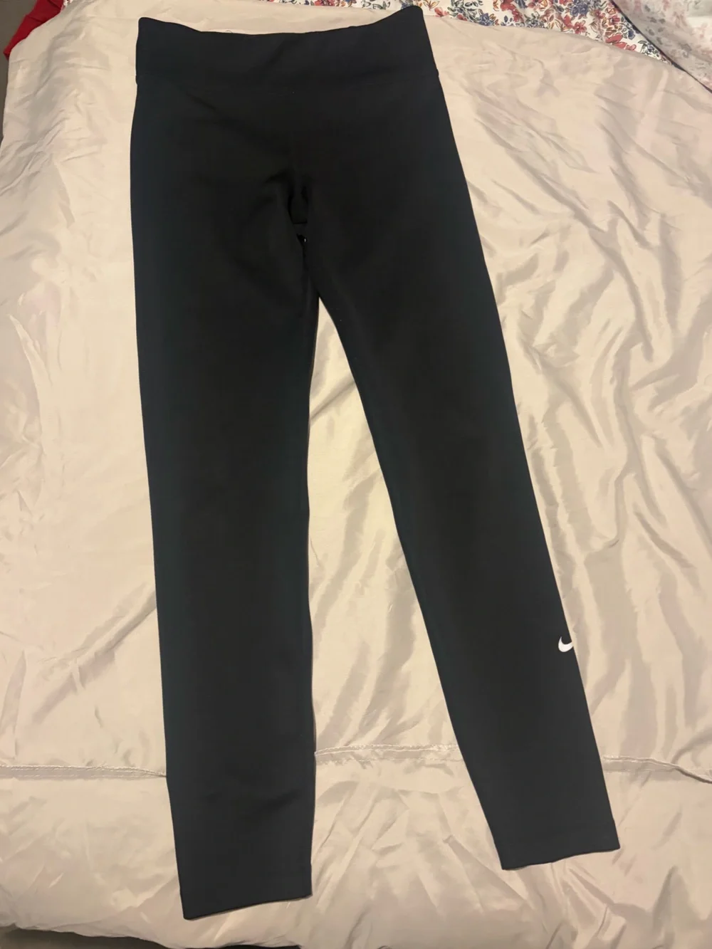 Nike Black Kids Leggings with Small White Swoosh